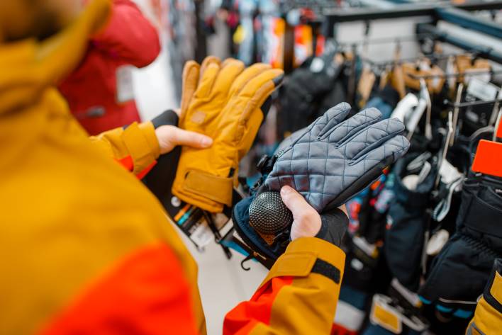 guanti da snowboard migliori: quali scegliere?